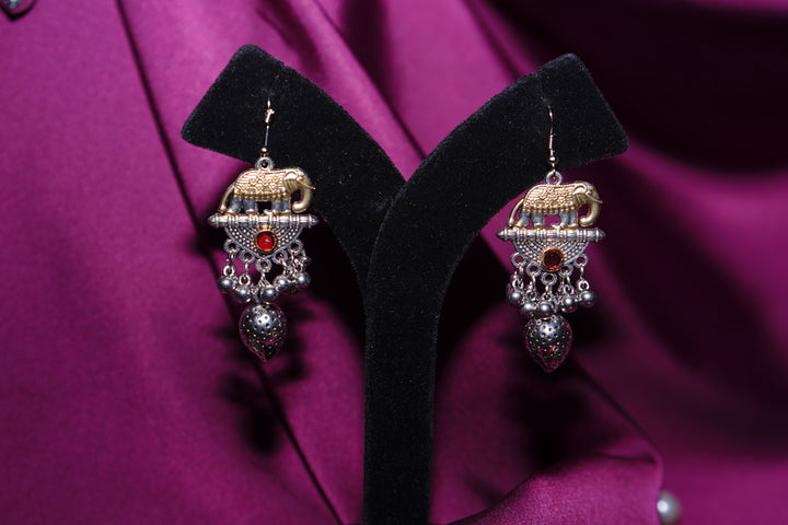 Nidhivan Braided Temple Silver Necklace