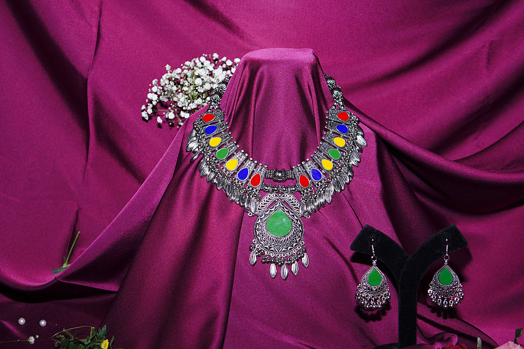 Divya Gujaratii Sillver Necklace