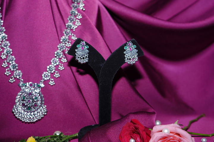 Bansuri Silver Gujarati Choker Necklace