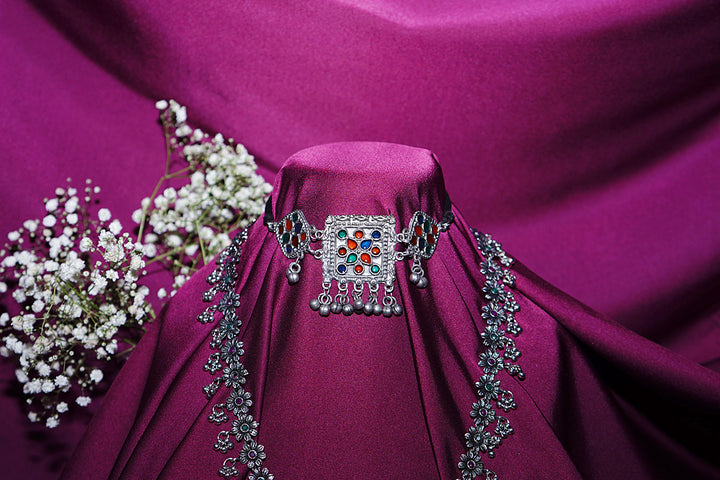 Bansuri Silver Gujarati Choker Necklace