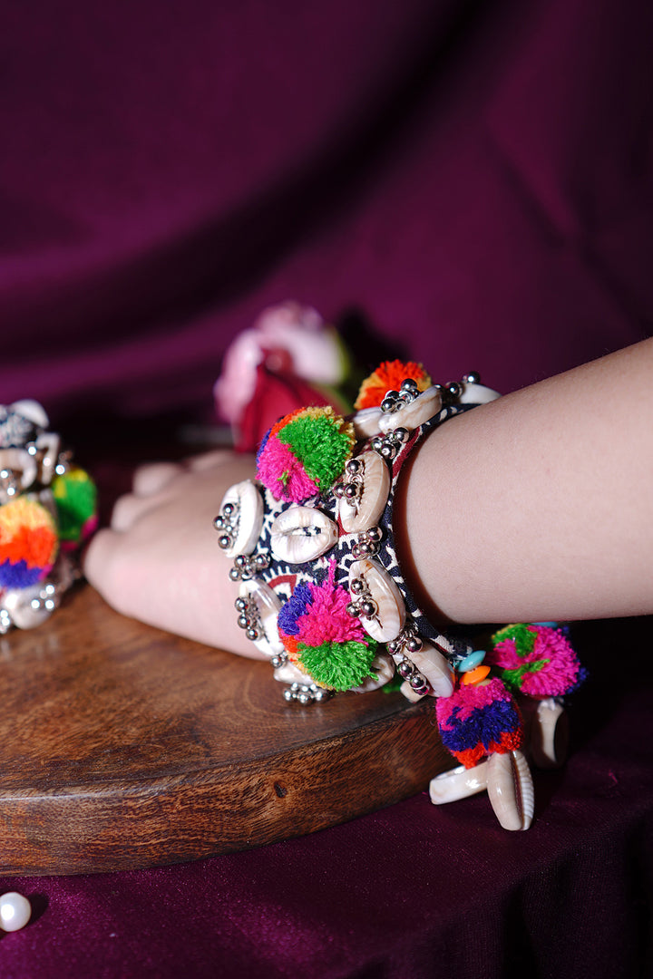 Rangilo Gujarati Silver Bangle