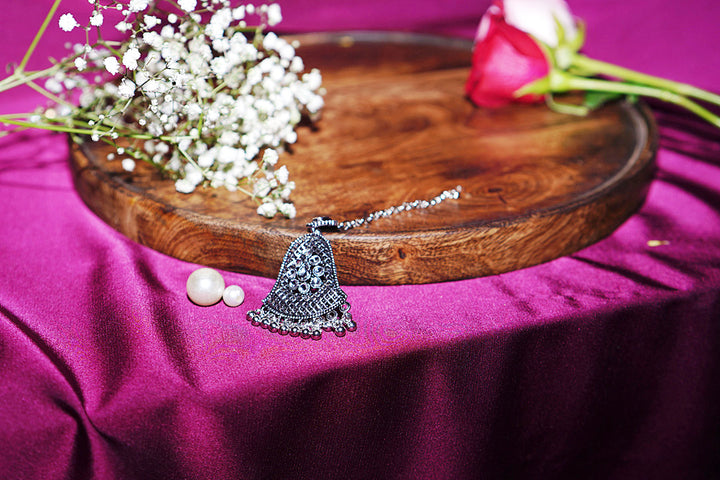 Trinetri Gujarati Silver Sleek Maangtika