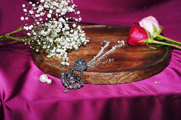 Skanda Pearl Three Strings Silver Maangtika