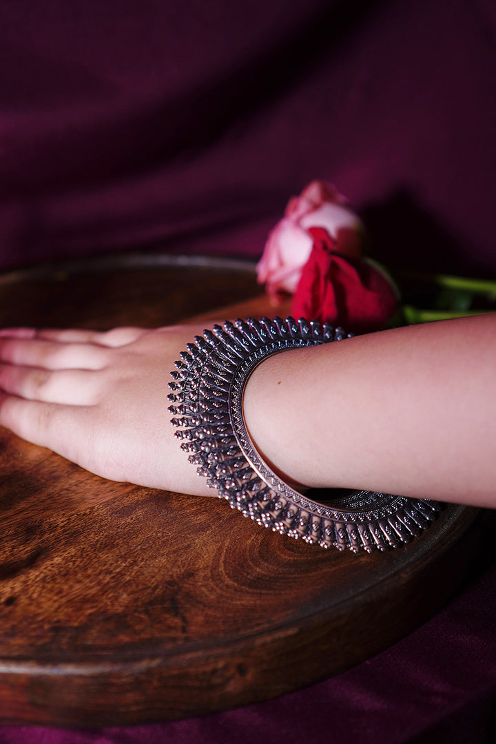 Mohini Dailywear Silver Lightweight Bangle