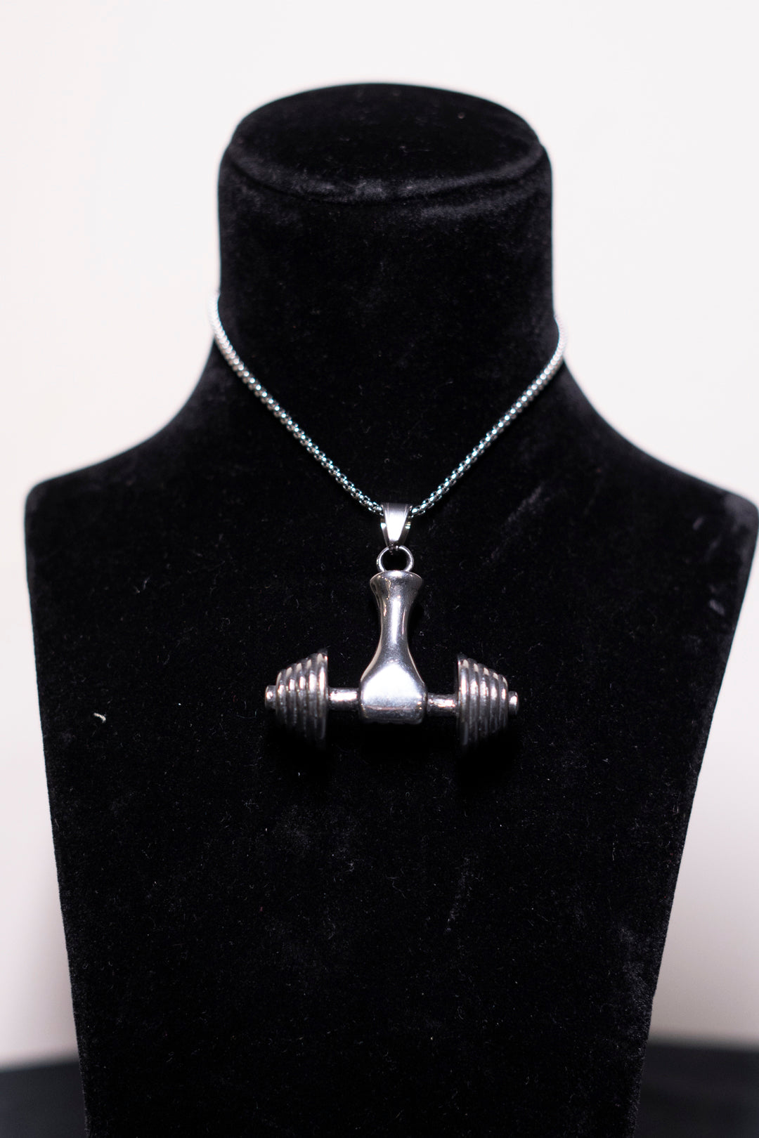 Roadster Dumbbell Unisex Chain Necklace