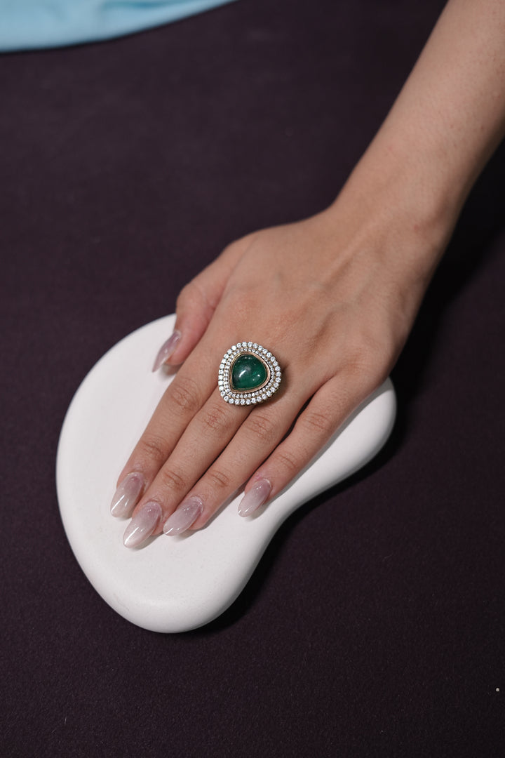 Maharani Roop Emerald Green Pear Oxidixed Ring