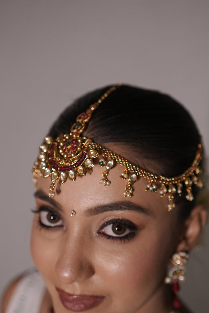 Vaidehi Temple Bridal Maangtikka