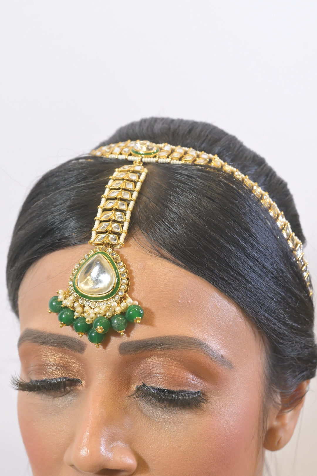 Dulhan Polki Emerald Drop Maangtika With Mathapatti