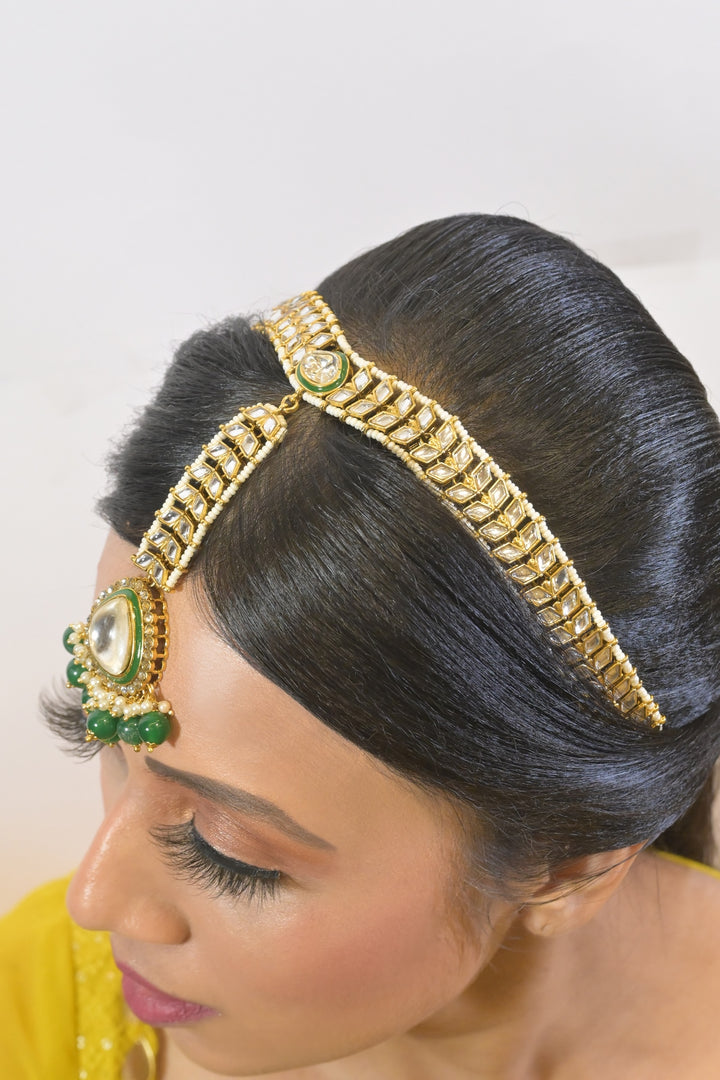Dulhan Polki Emerald Drop Maangtika With Mathapatti