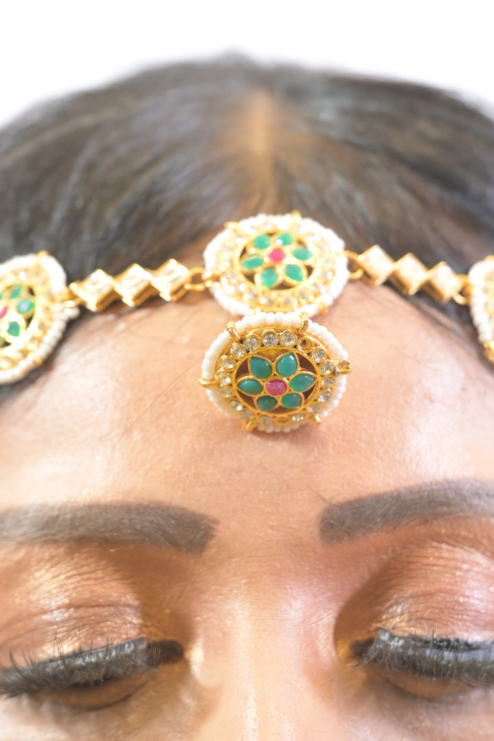 Rajasthani Green Kundan Maangtika With Bodla