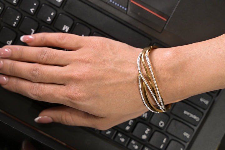 Amara Gold American Diamond Twisted Bracelet