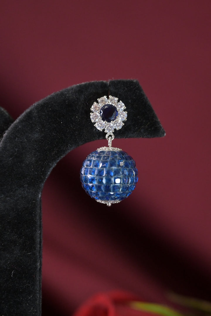 Sonchiriya Petite Dangler Drop Earrings