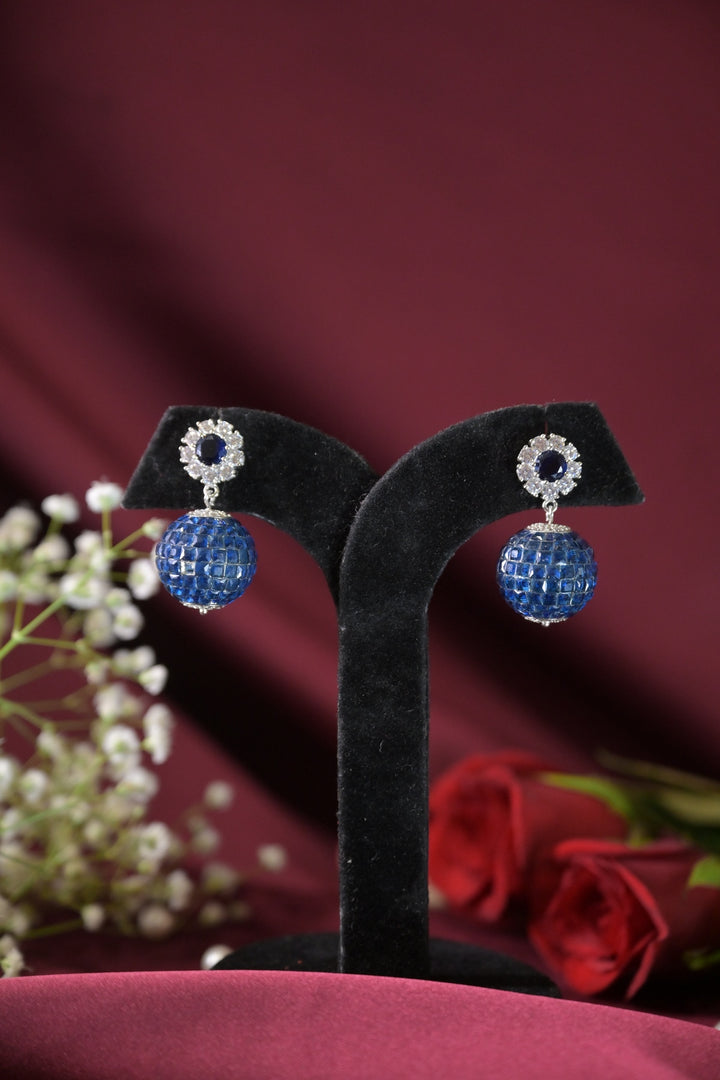 Sonchiriya Petite Dangler Drop Earrings