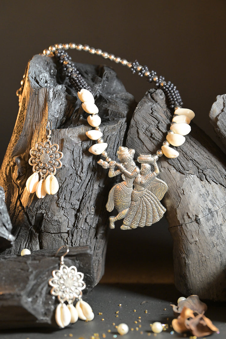 Yamuna Divine Necklace