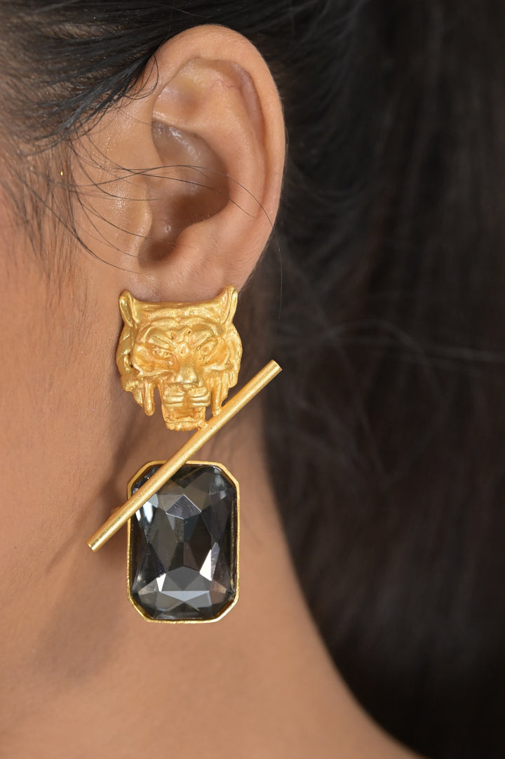 Tigris Doublet Stud Earrings