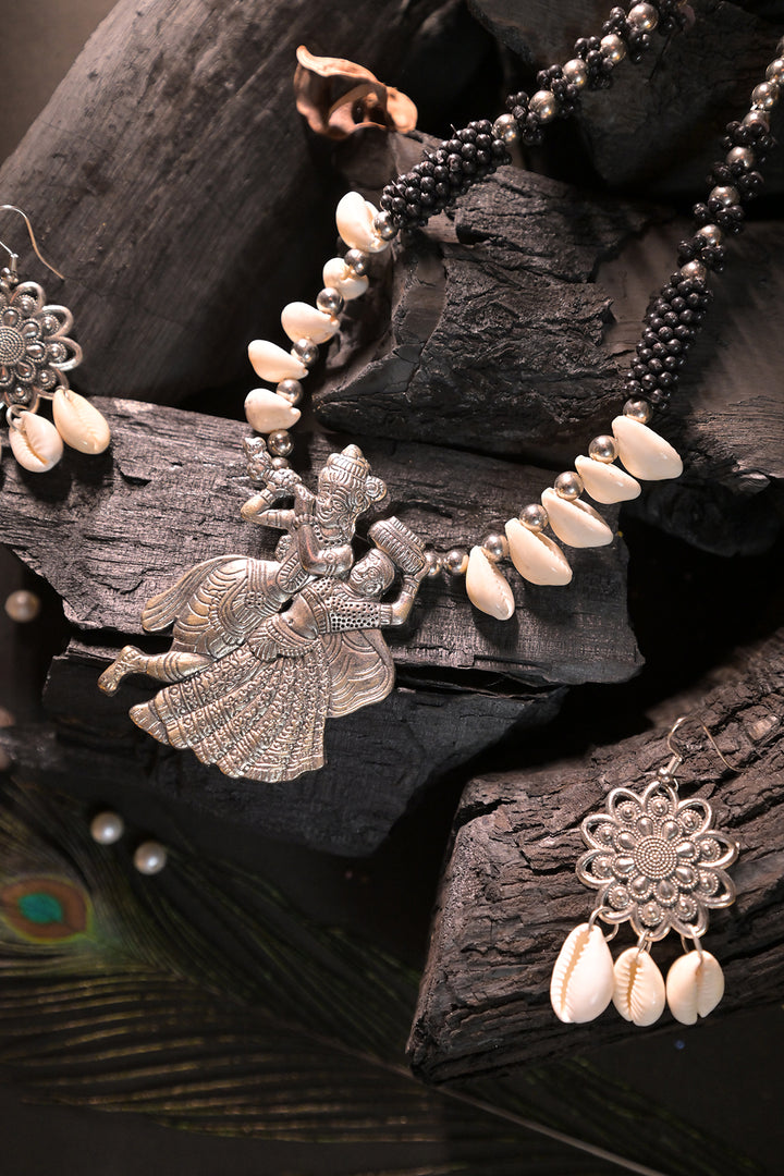 Yamuna Divine Necklace