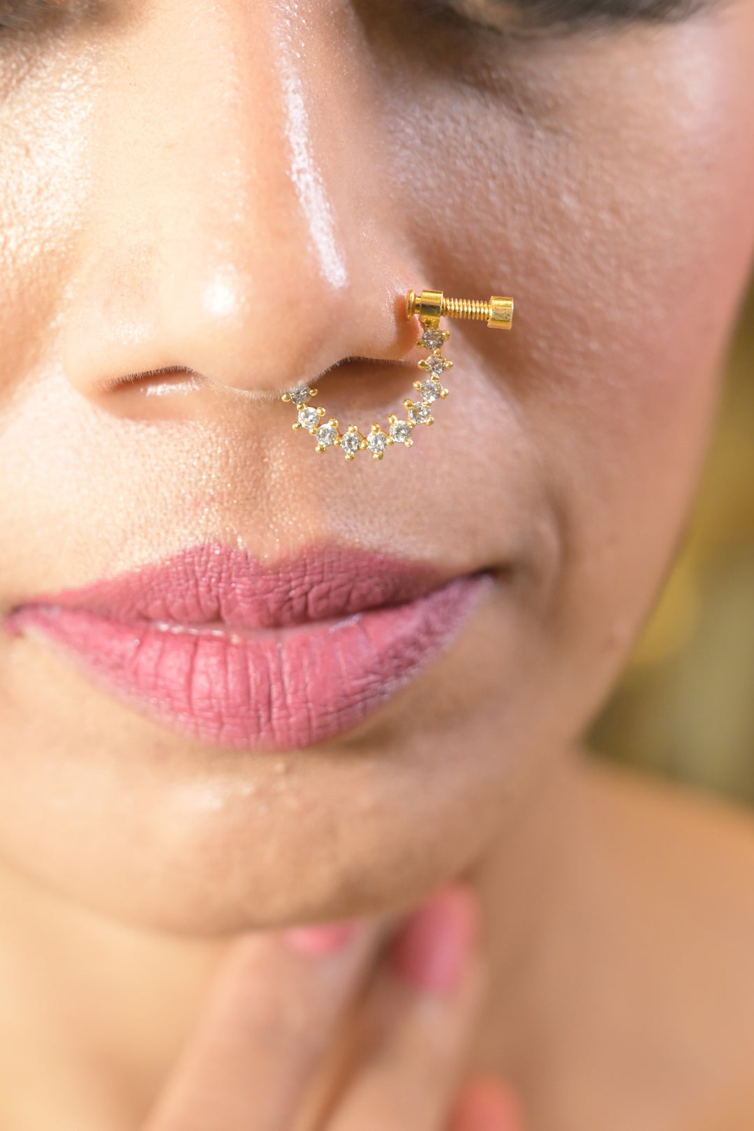 Riwazz Golden Small Circle Polki Nosering