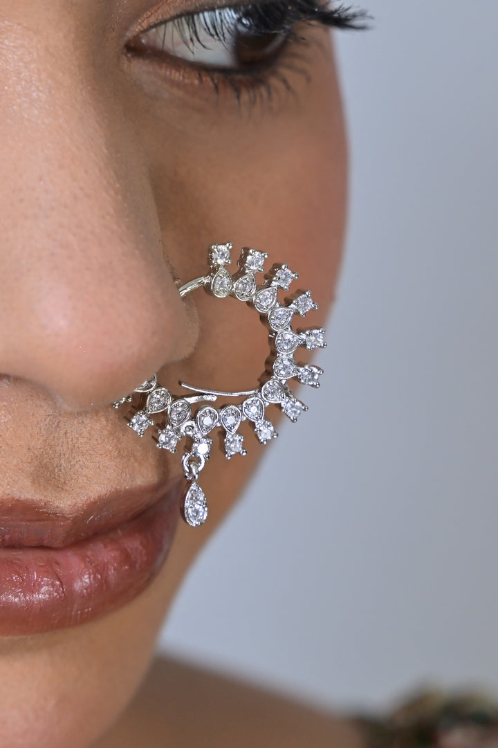 Apsara Diamond Small Circle Silver Nosering