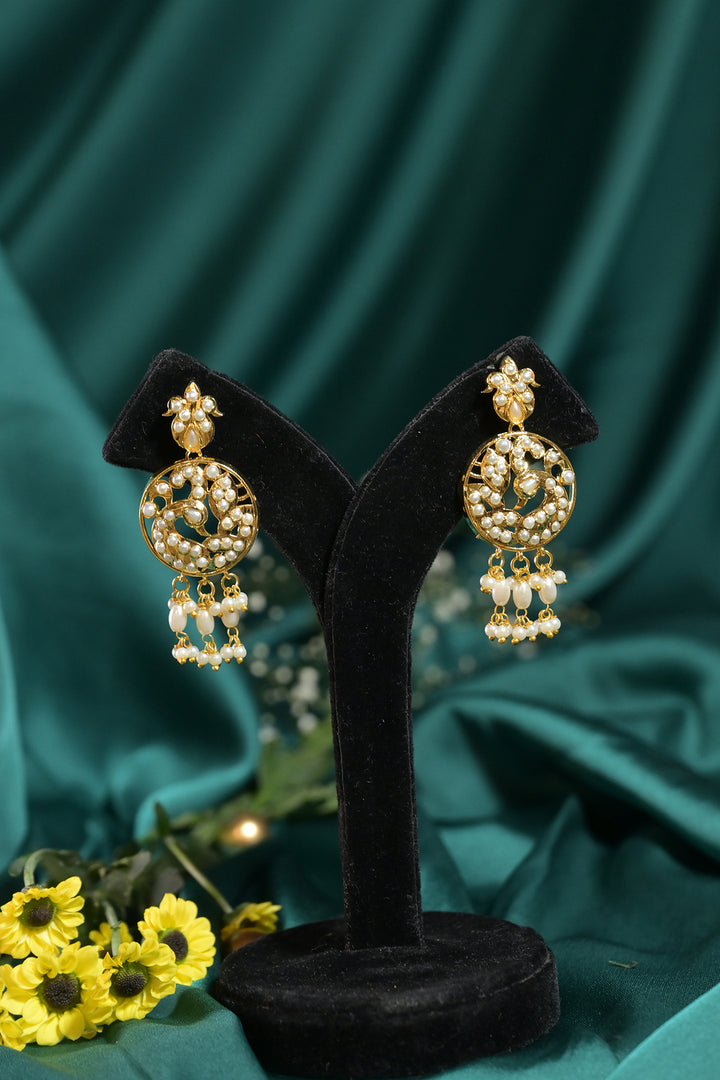 Sahiba White Jadau Pearl Choker Sangeet Necklace