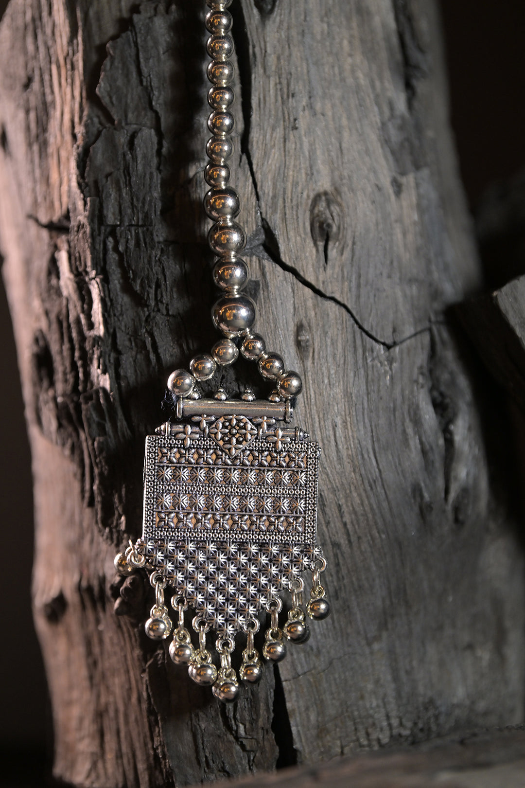 Devasha Square Silver Sleek Maangtikka