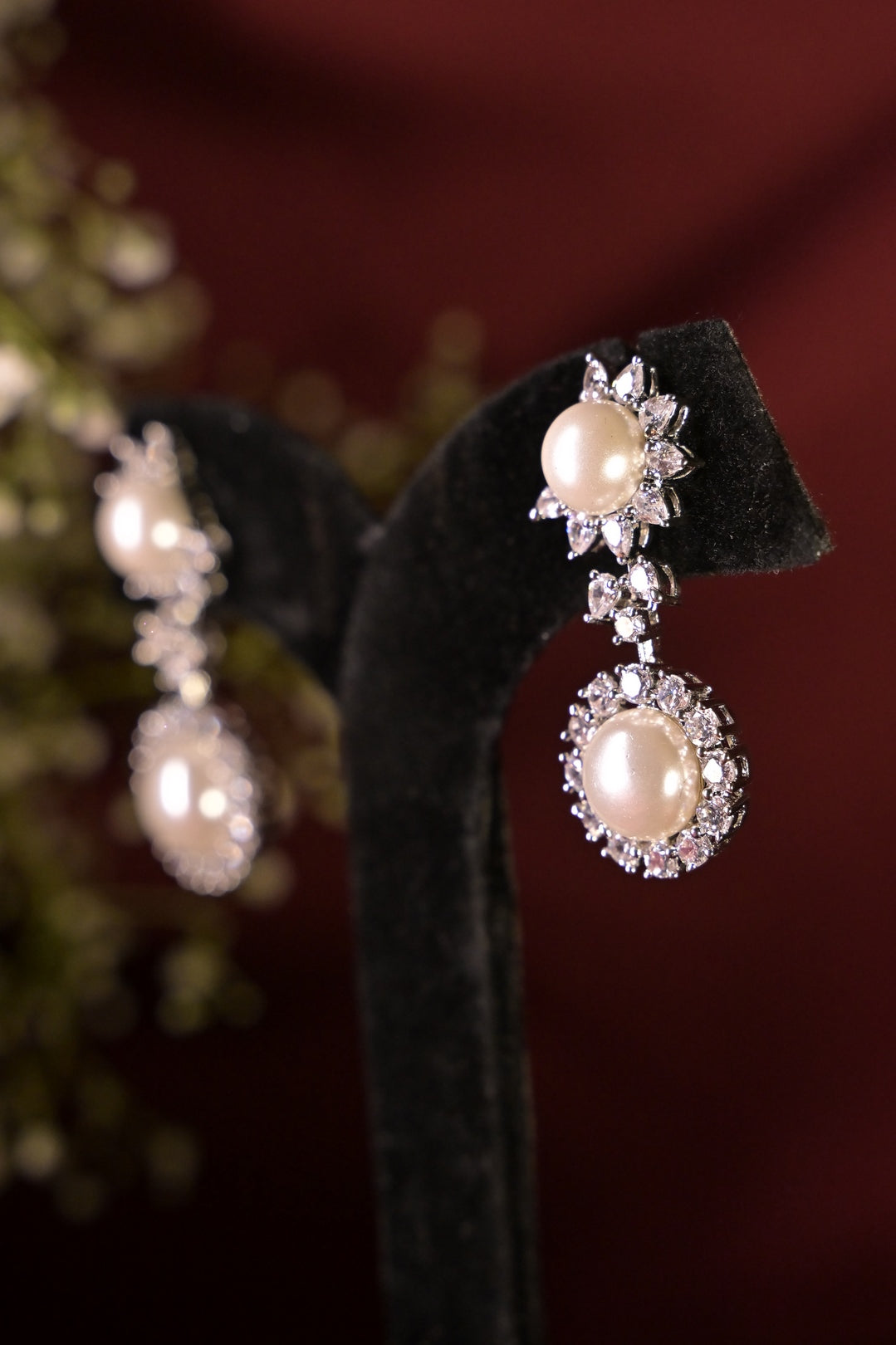 Delicated Petal Pearl Earring