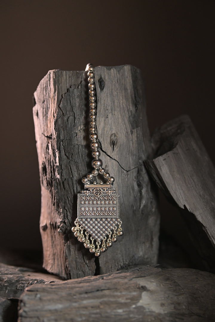 Devasha Square Silver Sleek Maangtikka