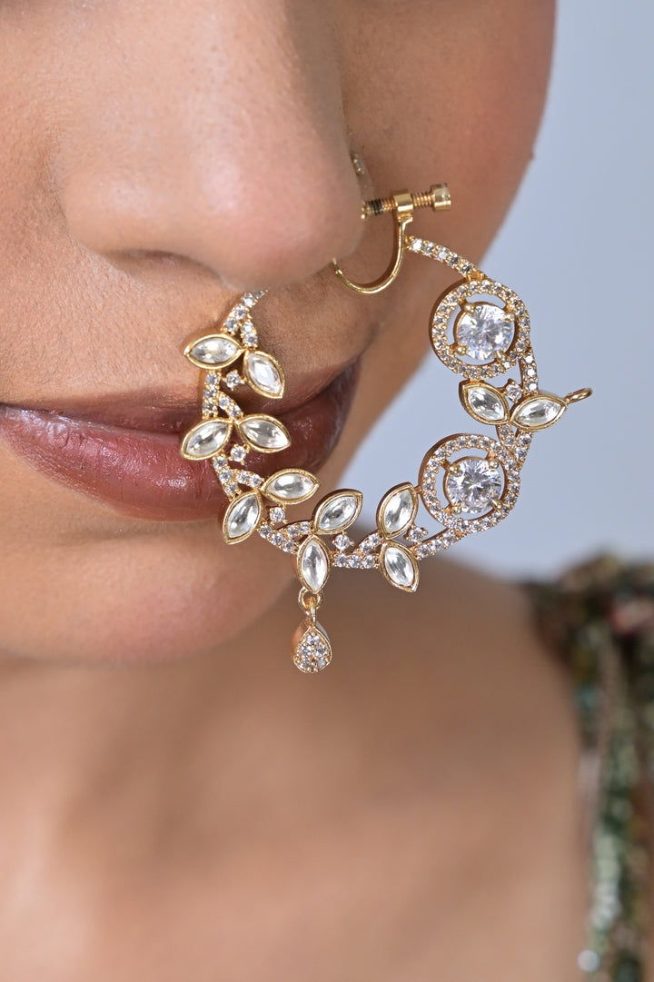 Ruhani Diamond Circle Silver Nosering