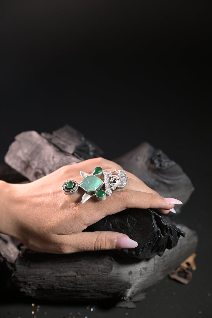 Kamesi Boho Silver Facet Ring