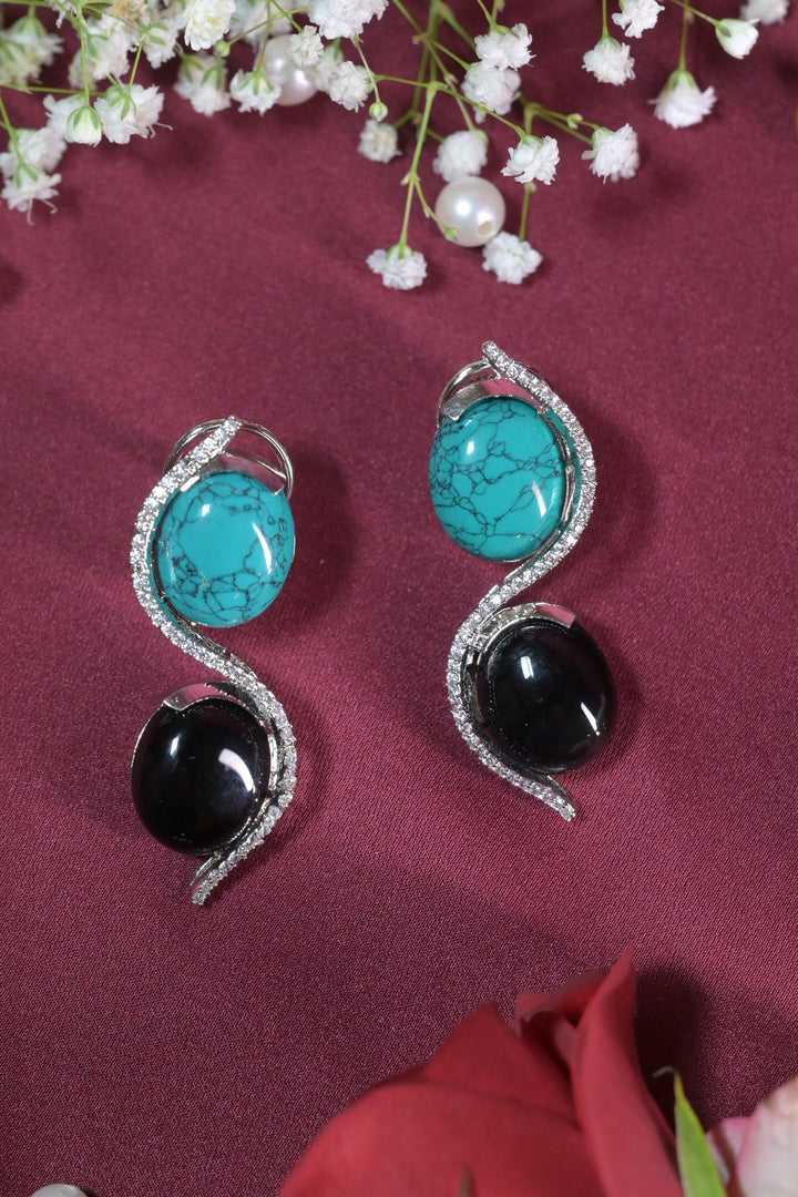 Ratna Tassel Stud Earrings