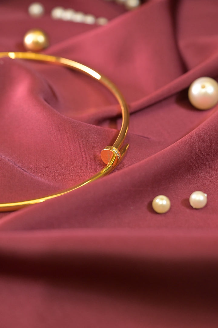 Miso Bollywood Sleek Chokar Necklace