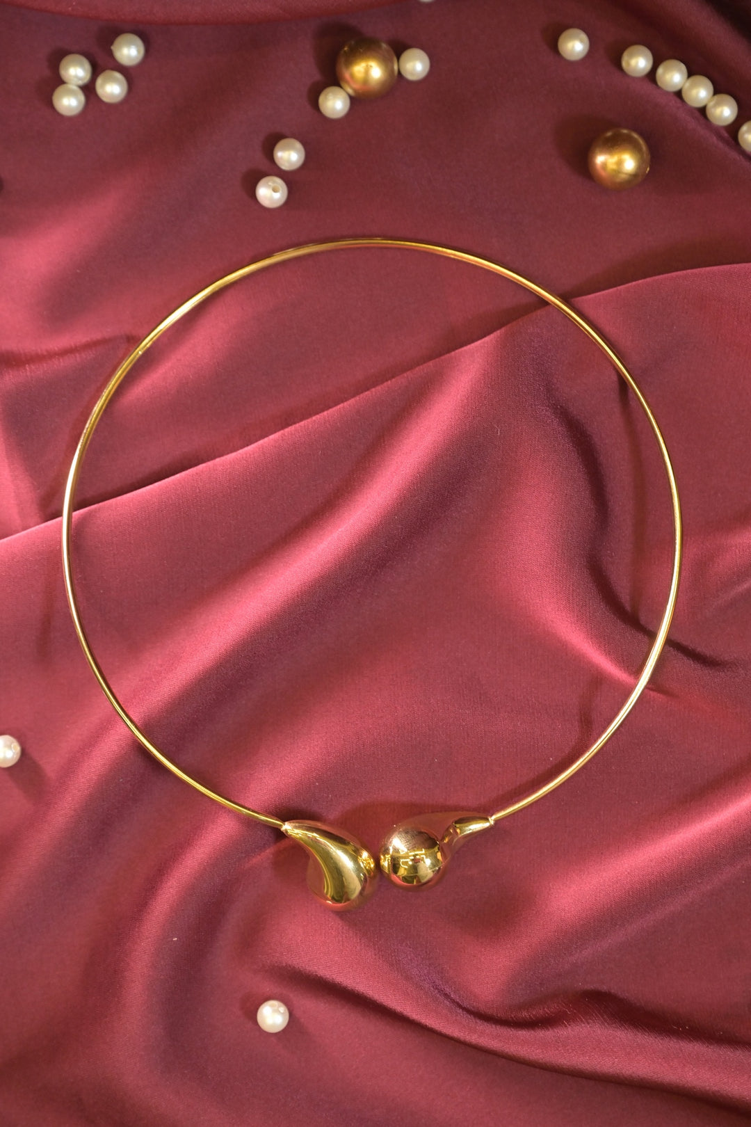 Enamel Collar Sophisticated Crisp Chokar Necklace