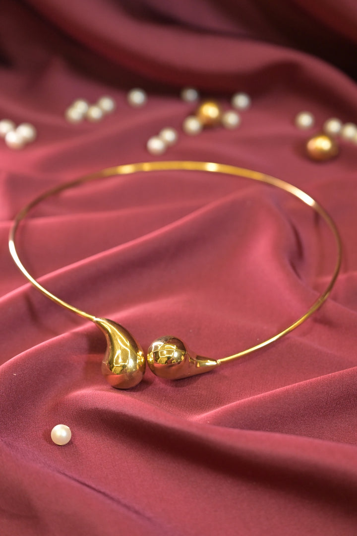 Enamel Collar Sophisticated Crisp Chokar Necklace