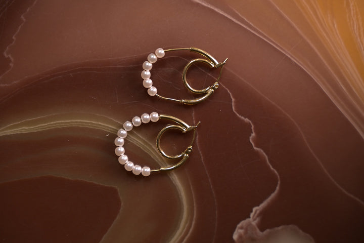 Halo Pearl Minimal Double Hoop Earring