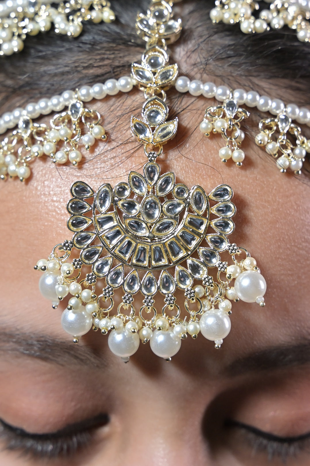 Ruhaniya Bridal Pearl Matha Patti