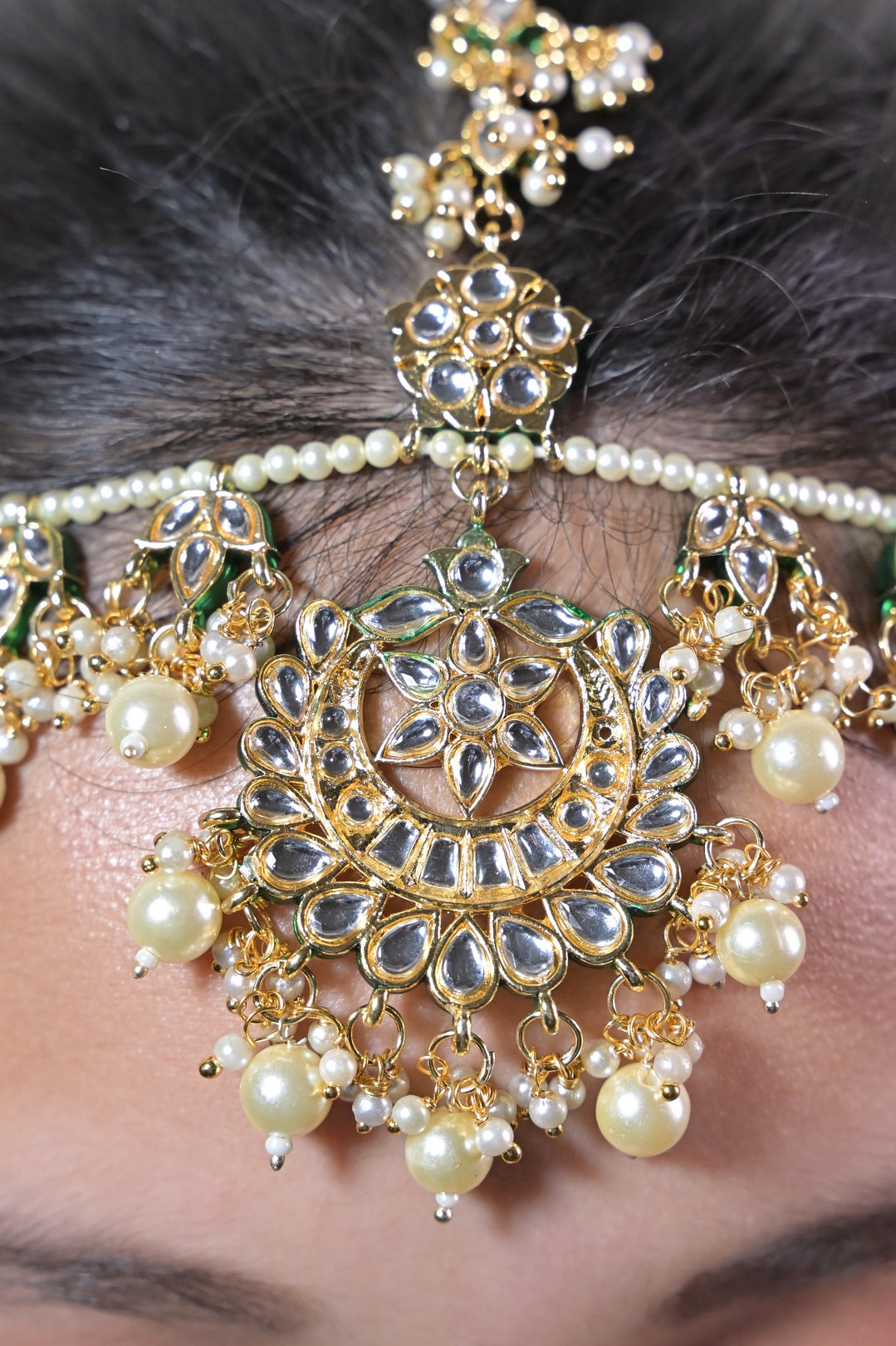 Madhavi Temple Bridal Maangtikka