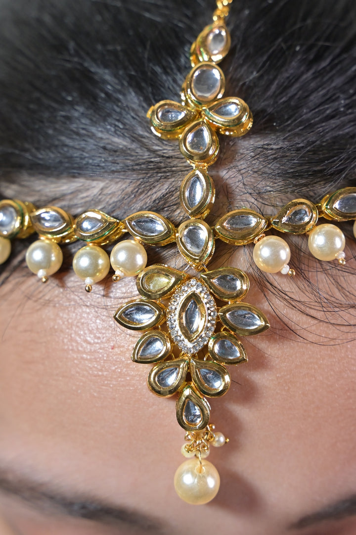 Nandini Temple Bridal Maangtikka