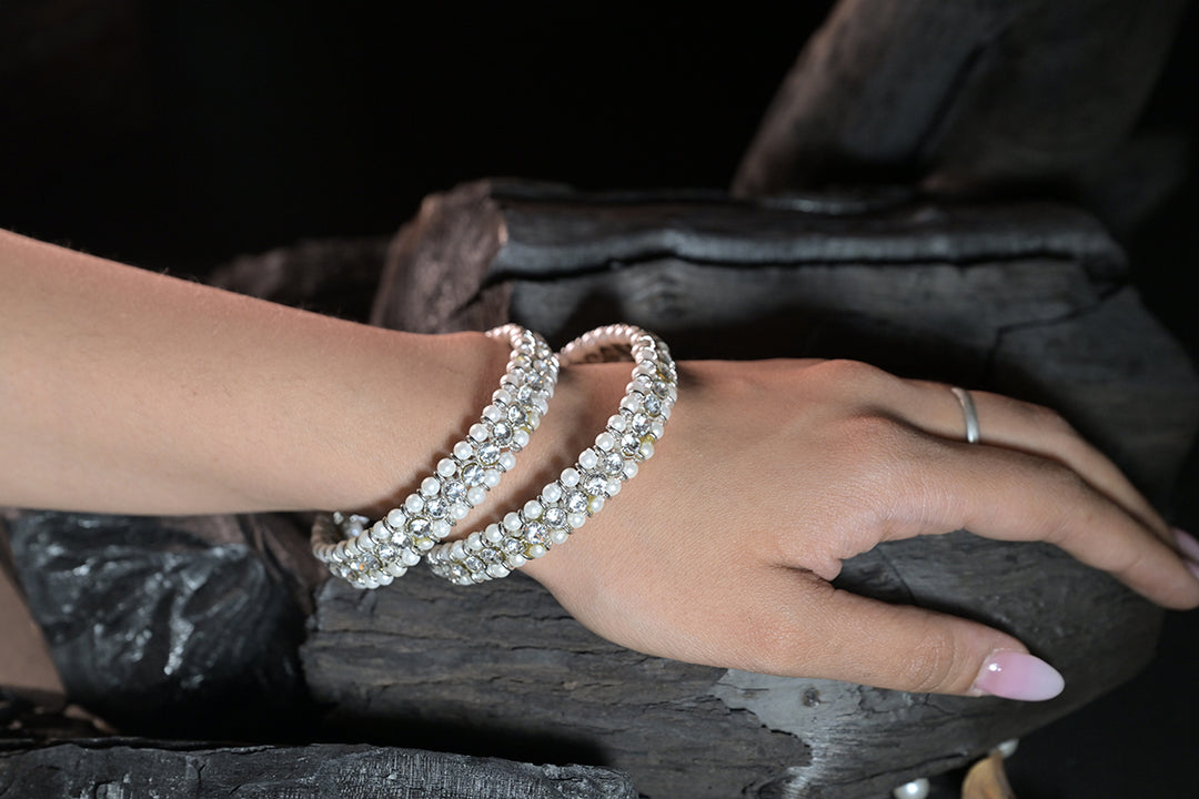 Padma-Hasta Moti Bangle