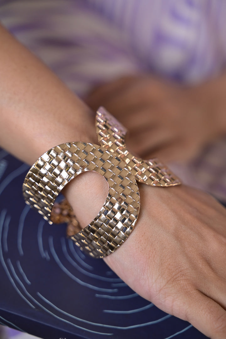 Golden CrissCross Fashion Handcuff Bracelet