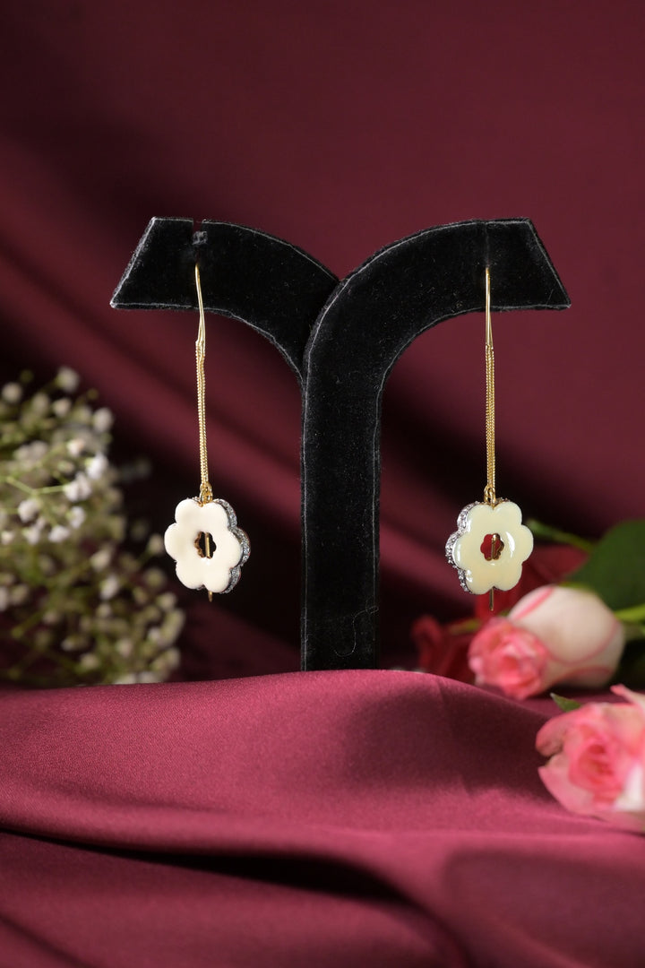 Anahita Sui-Dhaga Flower Drop Earrings
