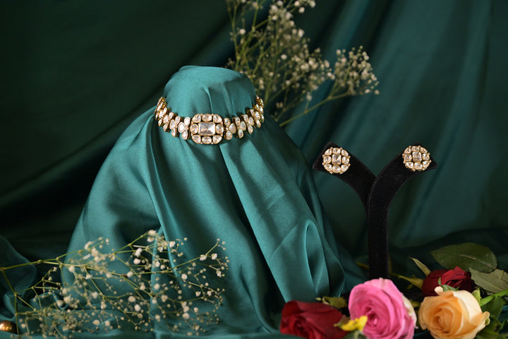 Ratna Royal Mossanite Golden Choker Necklace