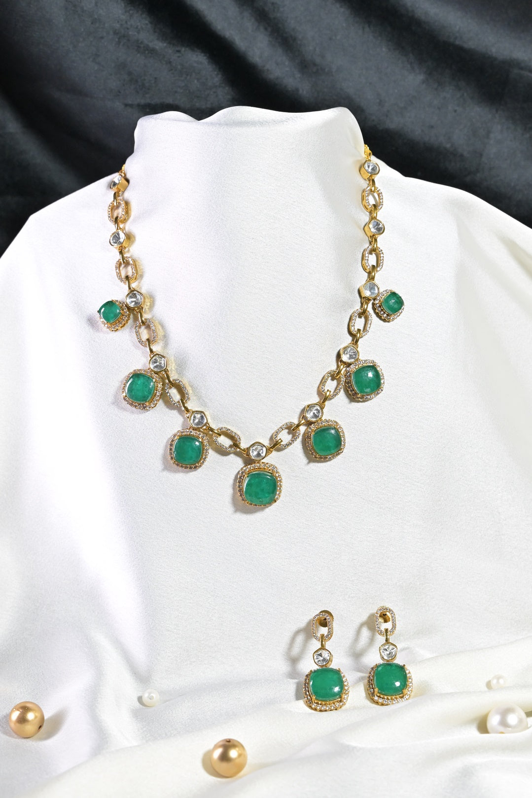 Goldleaf Emerald Charms Polki Necklace
