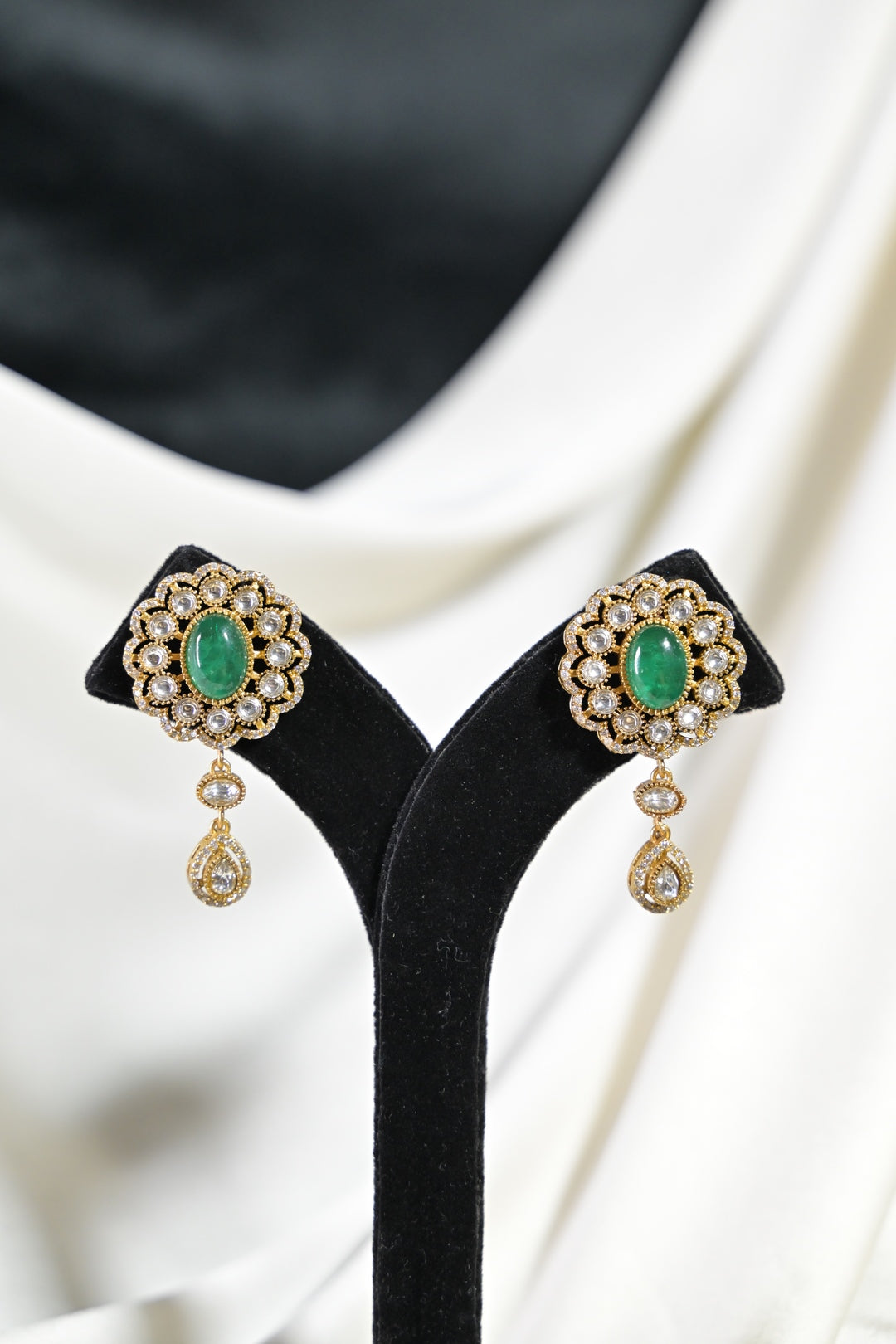 Kanaki Royal Oxidized Polki Choker Necklace