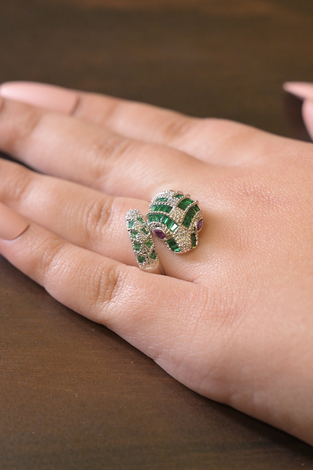 Sarp Oxidised Emerald Gemstone Ring