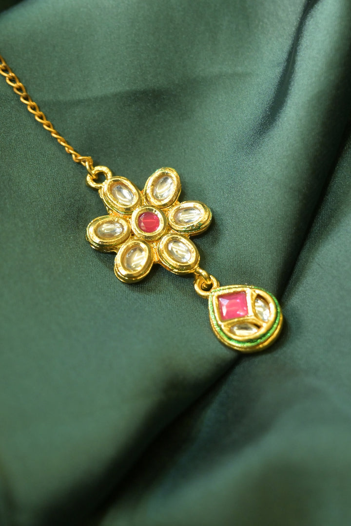 Uttra Kundan Gemstone Delite Ethnic Maangtikka