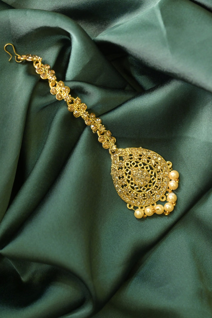 Shrutkirti Copper-Tone Kundan Pearl Drop Ethnic Maangtikka
