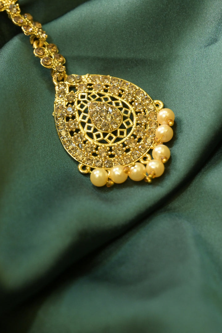 Shrutkirti Copper-Tone Kundan Pearl Drop Ethnic Maangtikka