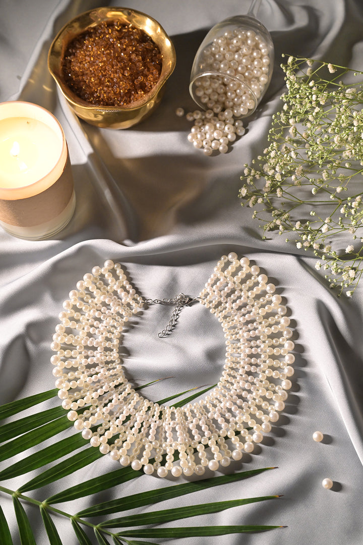 Ela Chic Collar Premium Pearl Necklace