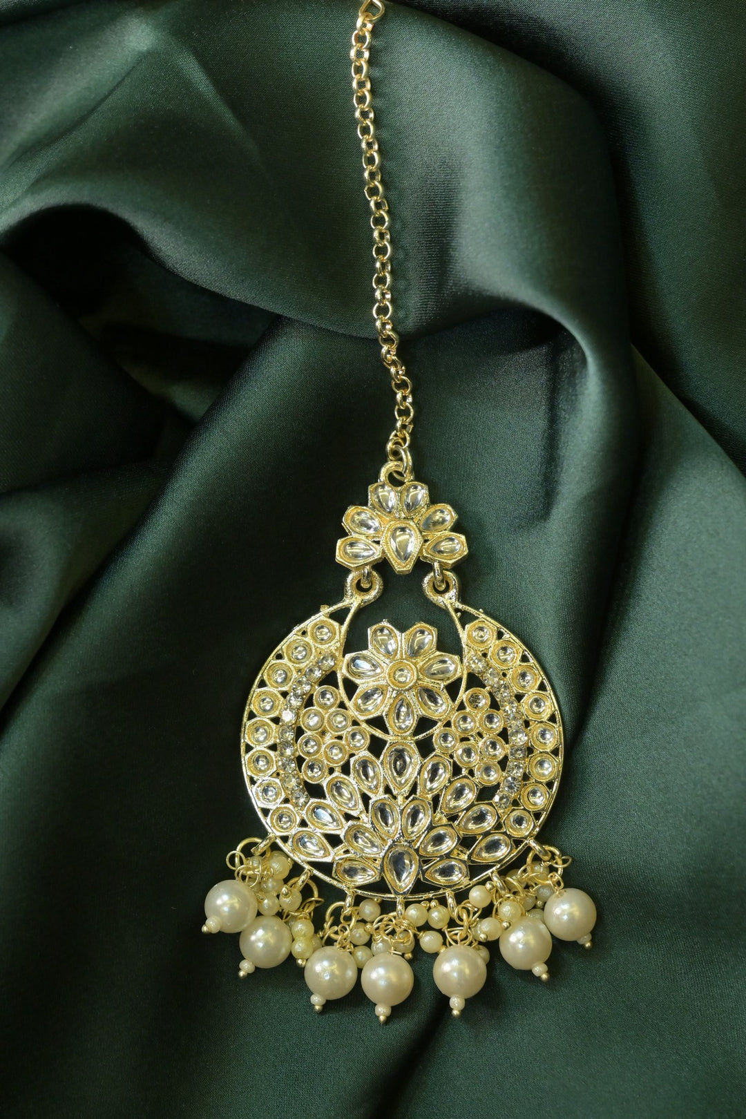Manthra Kundan Pearl Drop Ethnic Touch Maangtikka