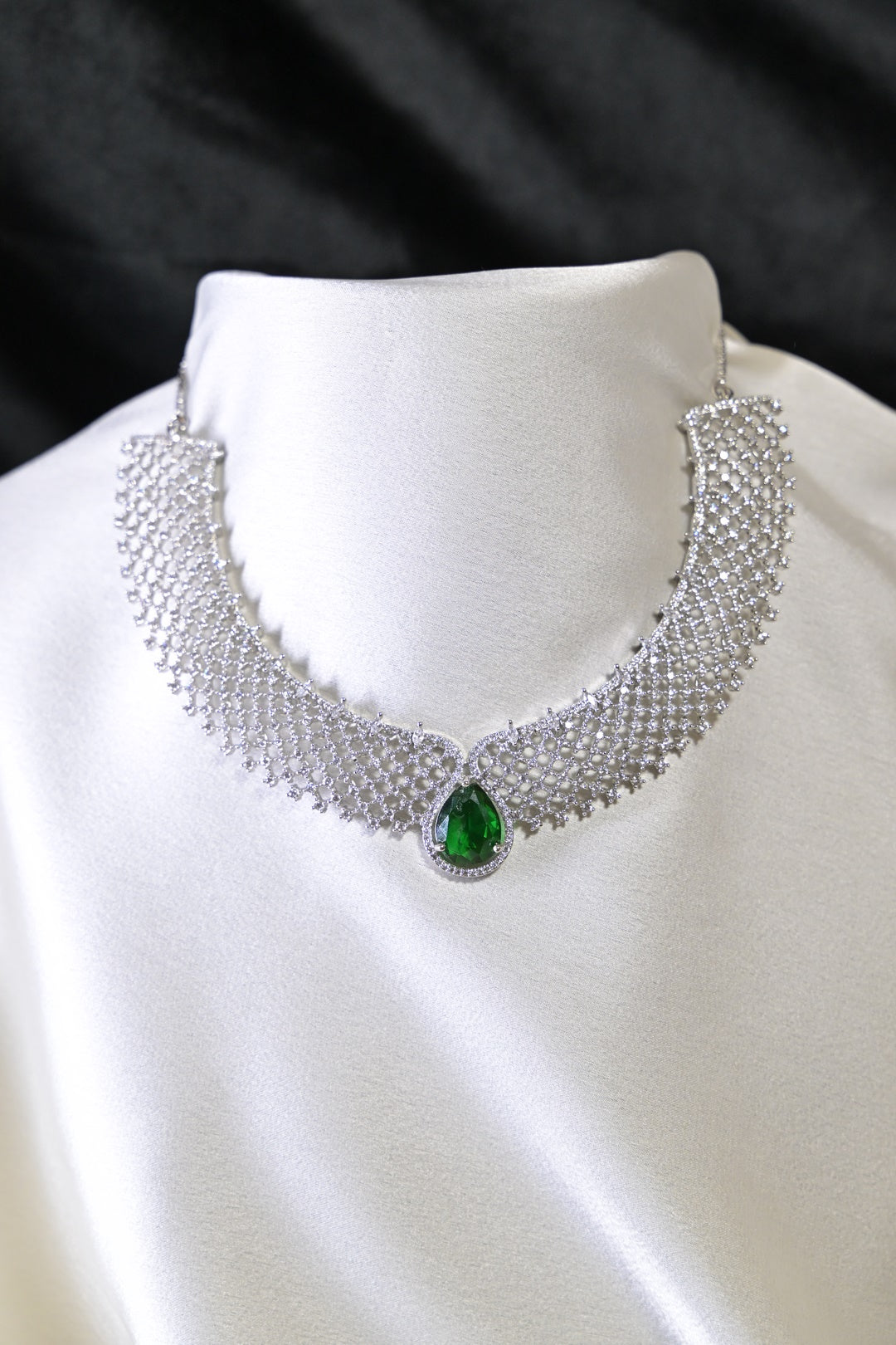 Sitaara Emerald Diamond Anniversary Necklace