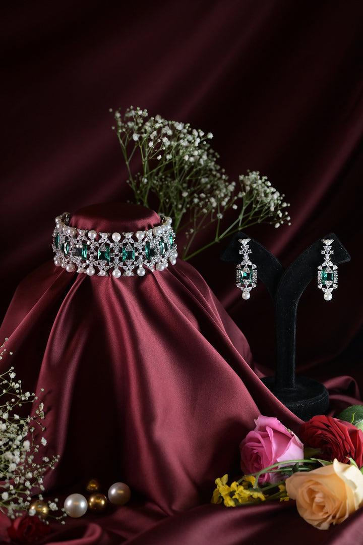 Prithvi Emerald Diamond Pearl Chokar Necklace